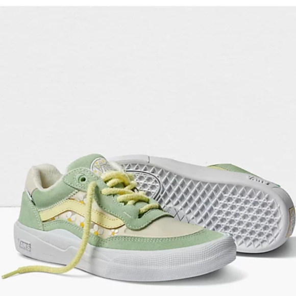 Vans Skate Wayvee Brighton Zeuner Pastel Green Skate Shoes Size Women's 10 - Picture 2 of 9